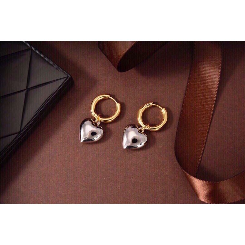 Ba*len*cia*ga earrings